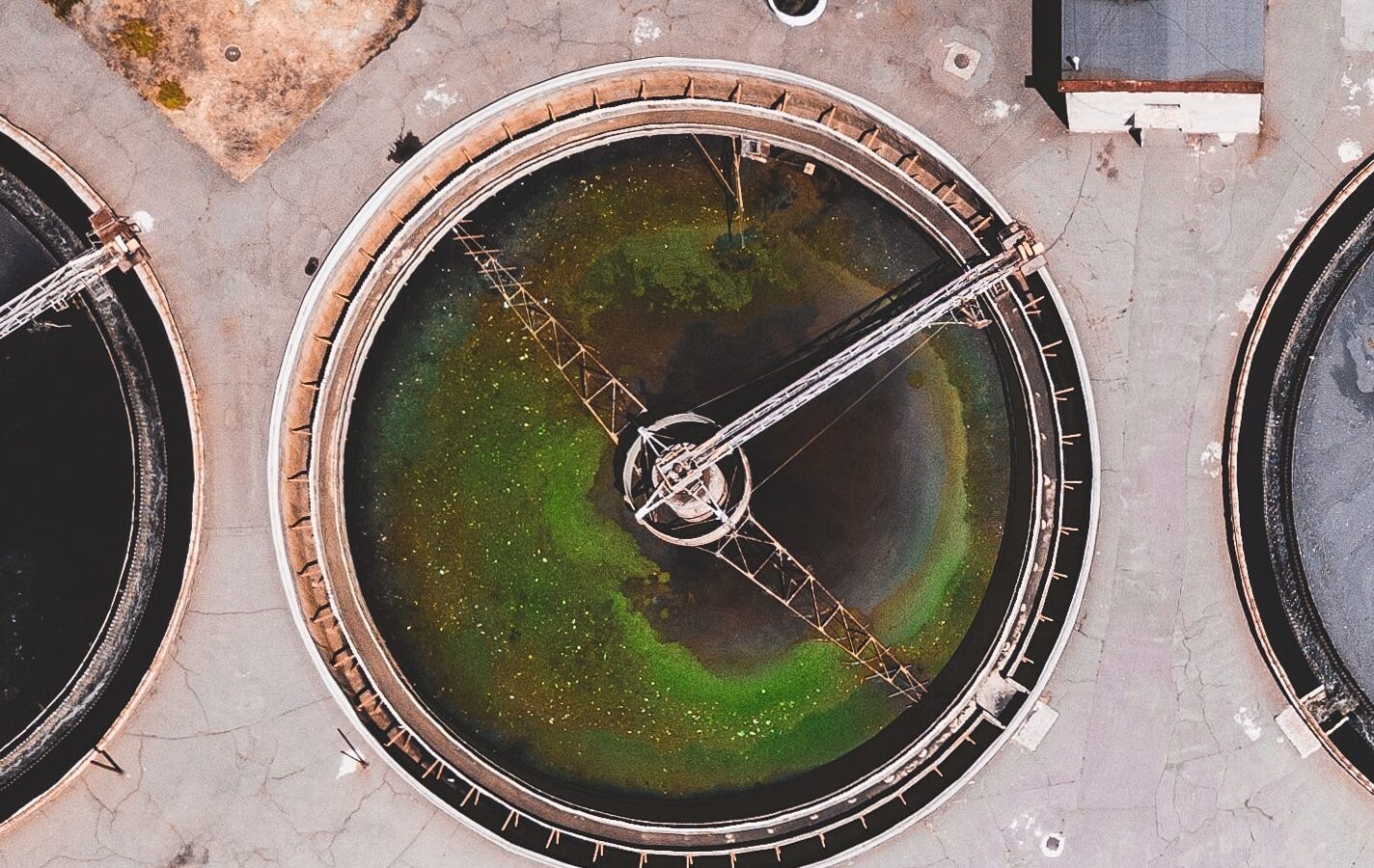 ivan-bandura-6wSevhW1Dzc-unsplash-square